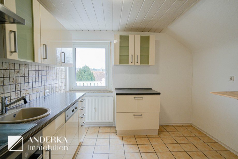 K�che Dachgeschosswohnung Bibertal / B�hl