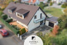 Hauptbild Ein Haus, viele M�glichkeiten: Ihr neues Zuhause mit Gestaltungspotenzial in Denzingen