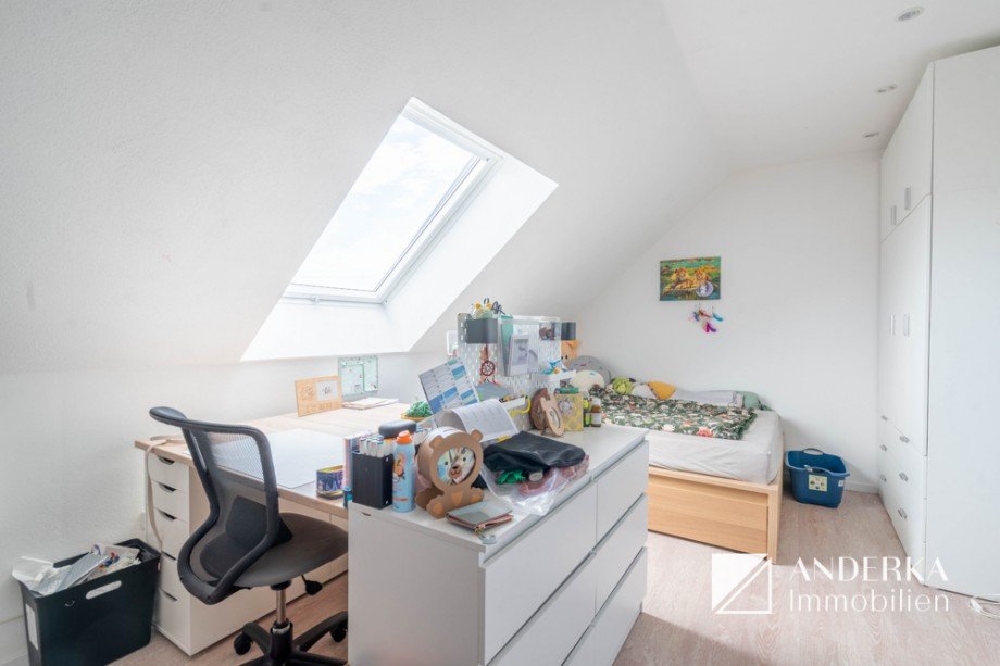 Zimmer DG 2 Reihenmittelhaus Offingen