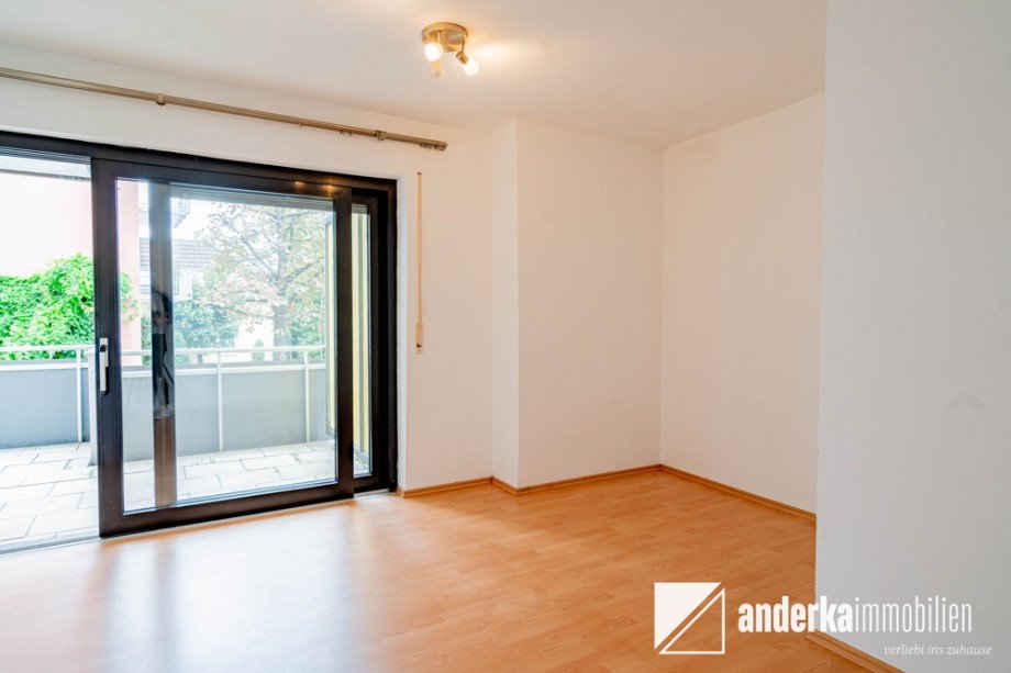 1. Schlafzimmer im 1. Obergeschoss Etagenwohnung G�nzburg