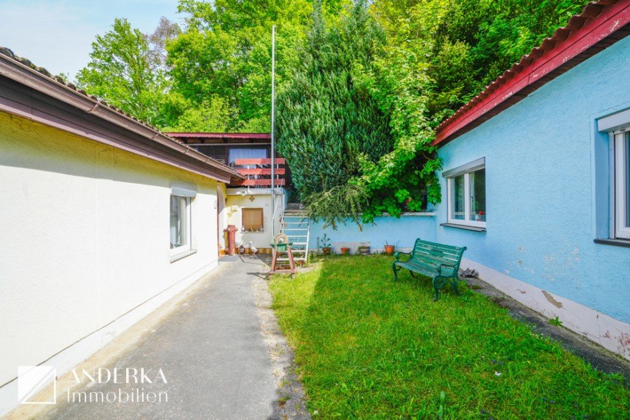 Au�enansicht Nebenhaus Einfamilienhaus Bibertal / B�hl