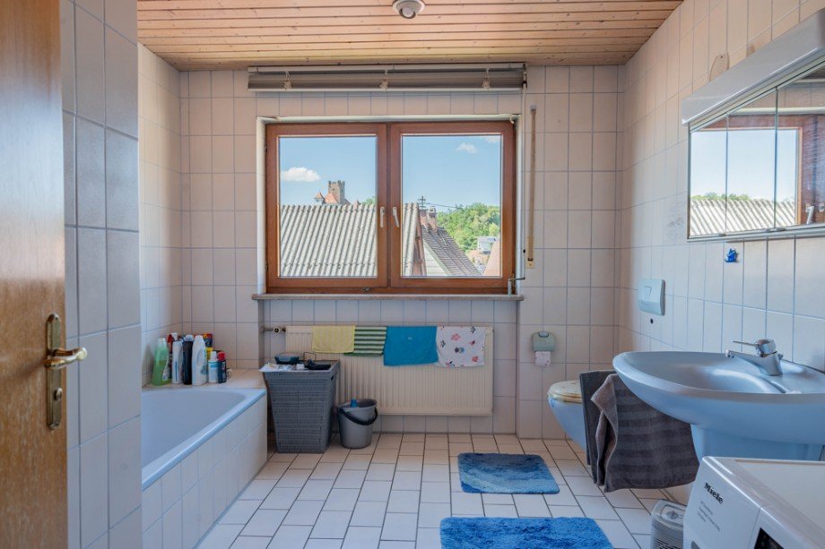 Bad DG Zweifamilienhaus G�nzburg / Reisensburg