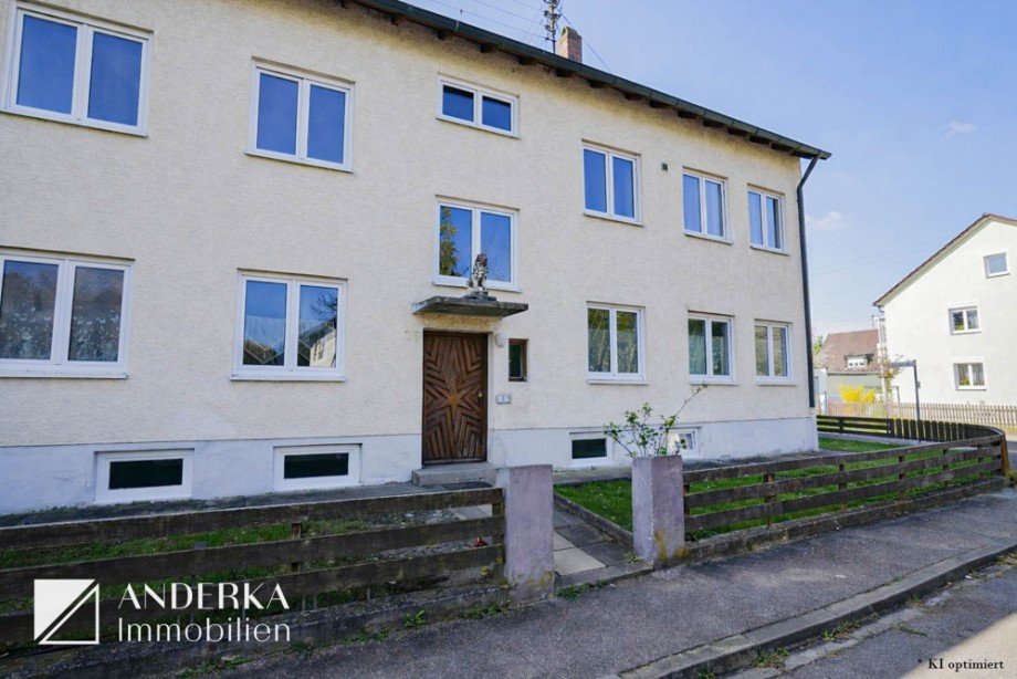 Hausansicht Dachgeschosswohnung G�nzburg