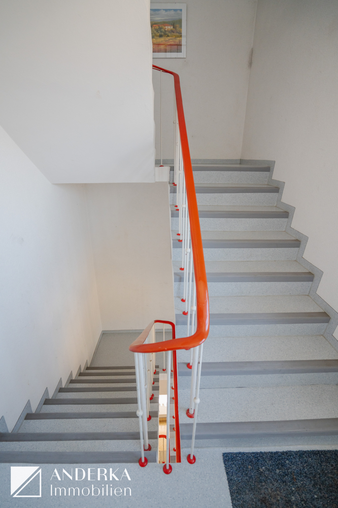 Treppenhaus Mehrfamilienhaus Burgau
