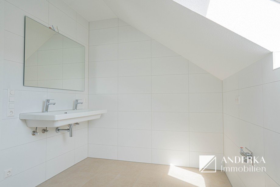 Badezimmer Dachgeschosswohnung Dietenheim