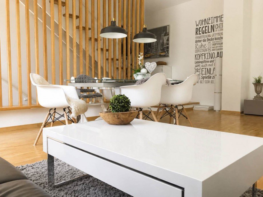 Wohn-/Esszimmer Doppelhaush�lfte G�nzburg / Nornheim