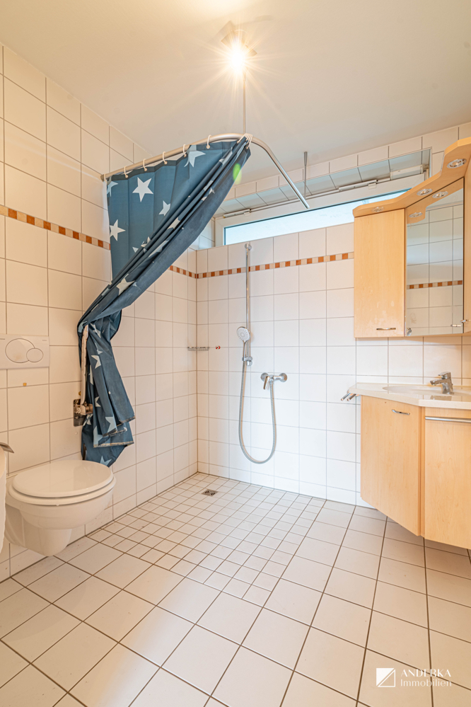 Badzimmer 2 Etagenwohnung Neu-Ulm