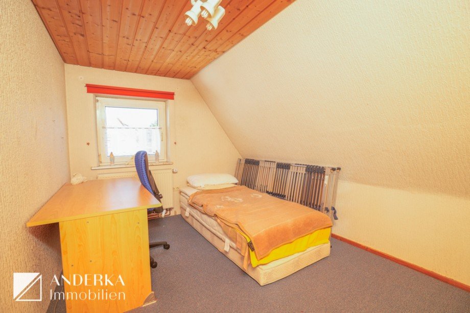 Kinderzimmer Doppelhaush�lfte G�nzburg