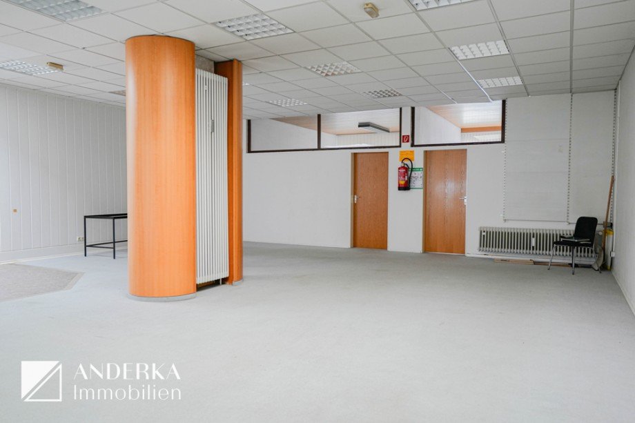 Ladenfl�che Einzelhandel Burgau