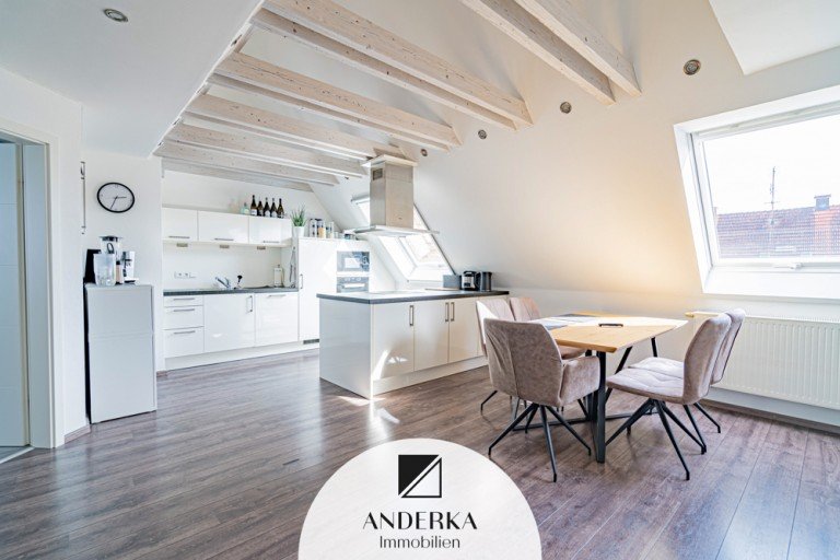  Burgau Maisonettewohnung Exklusive 3-Zimmer Dachgeschosswohnung auf 2 Ebenen mitten in Burgau zu vermieten!