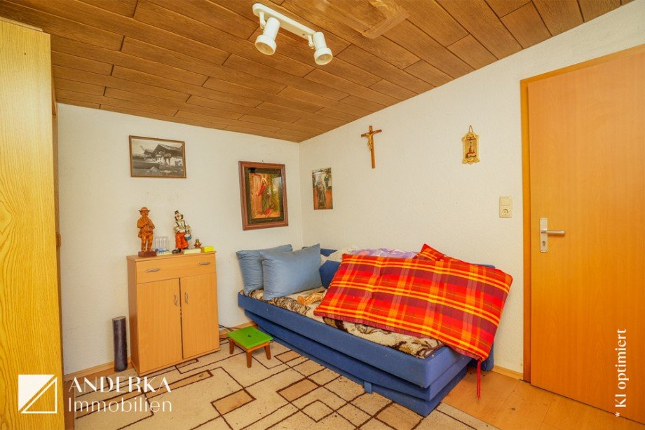 Schlafzimmer Nebenhaus Einfamilienhaus Bibertal / B�hl