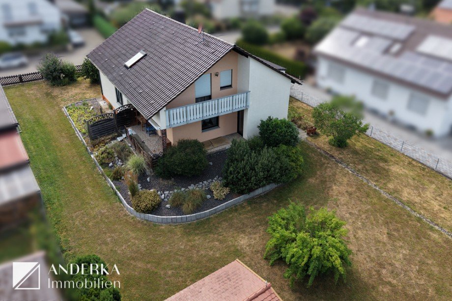 Drohnenaufnahme Einfamilienhaus Ichenhausen / Oxenbronn