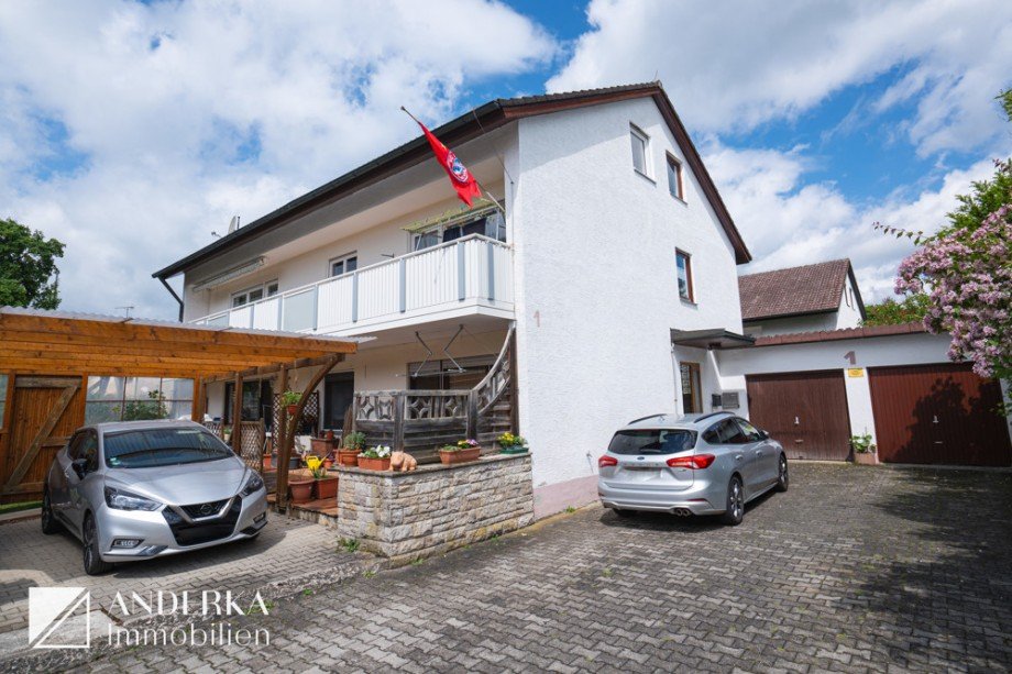 Hausansicht Dachgeschosswohnung Leipheim