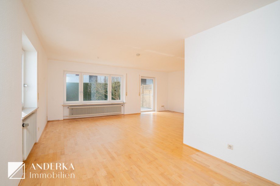 Essen/Wohnen Doppelhaush�lfte G�nzburg