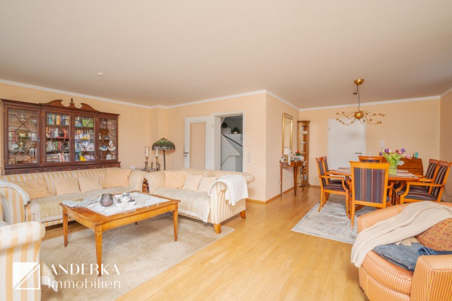 Wohn-/Essbereich Doppelhaush�lfte G�nzburg