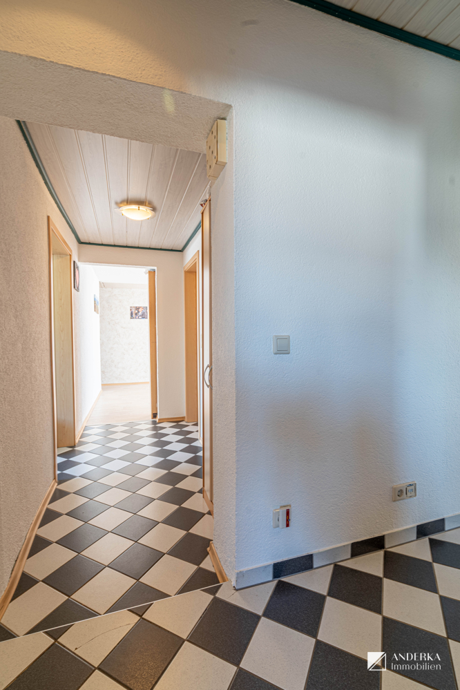 Flur Dachgeschosswohnung G�nzburg / Riedhausen