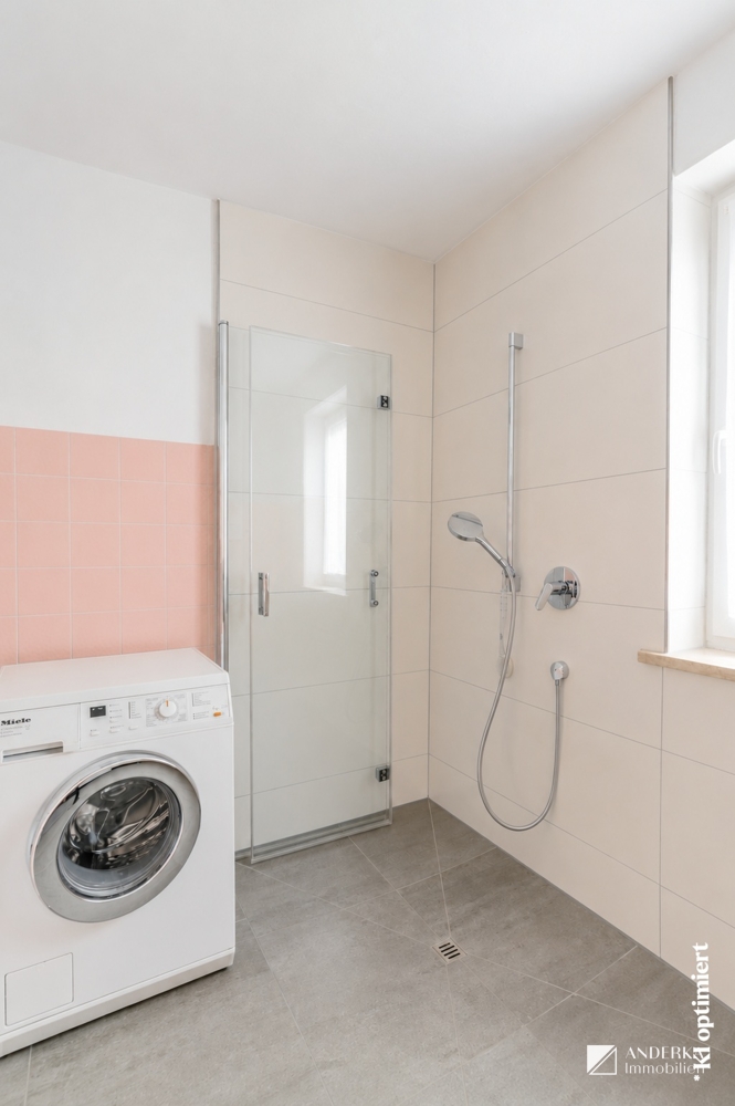 Tageslichtbadezimmer Einfamilienhaus Ichenhausen